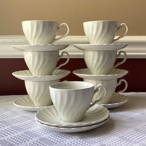 Vintage Johnson Brothers Ironstone Teacups and Saucers, 14-piece, England