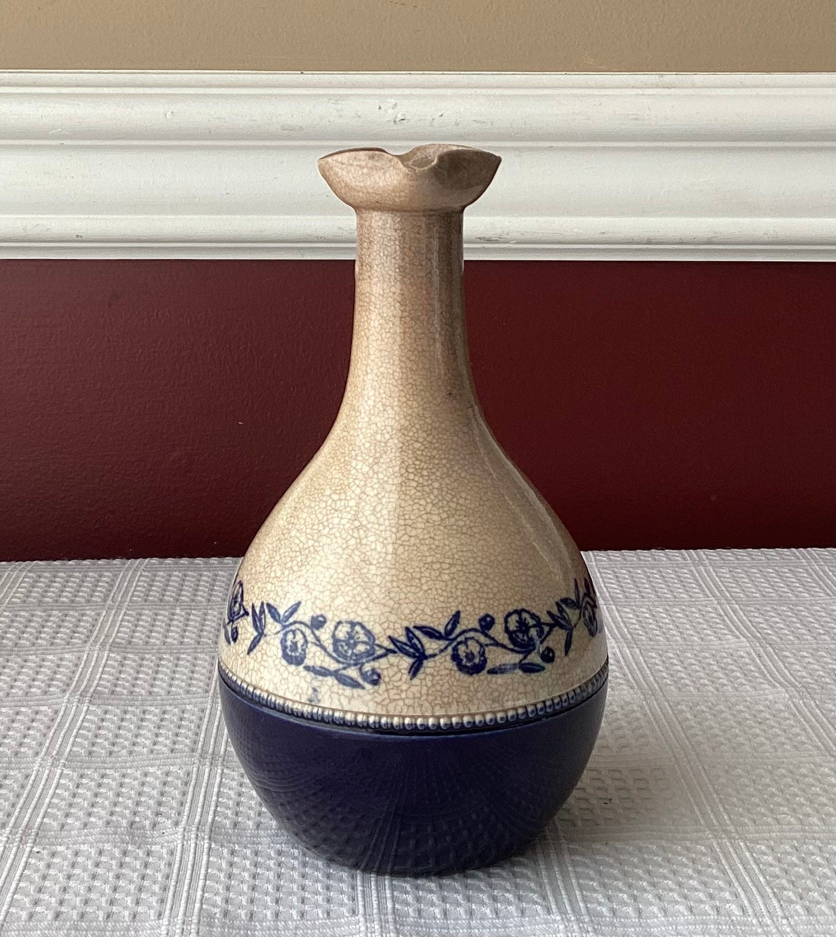 Vase Pont-des-Vernes antique en grès, France, 6 12