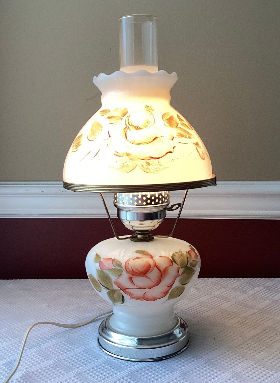 すぐ使えます　antique milk glass lamp アンティーク il_1080xN.4098766400_su24.jpg