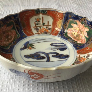 Antique Chinese Porcelain Bowl/ Antique Imari Style Bowl