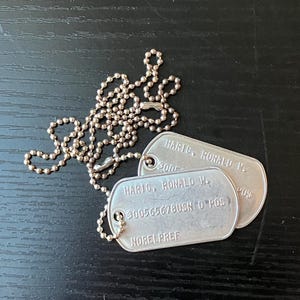 ドッグタグ　ヴィンテージ　米軍　USN ドッグタグ 2枚セット 40s,50s,USNと入荷です。 詳細は