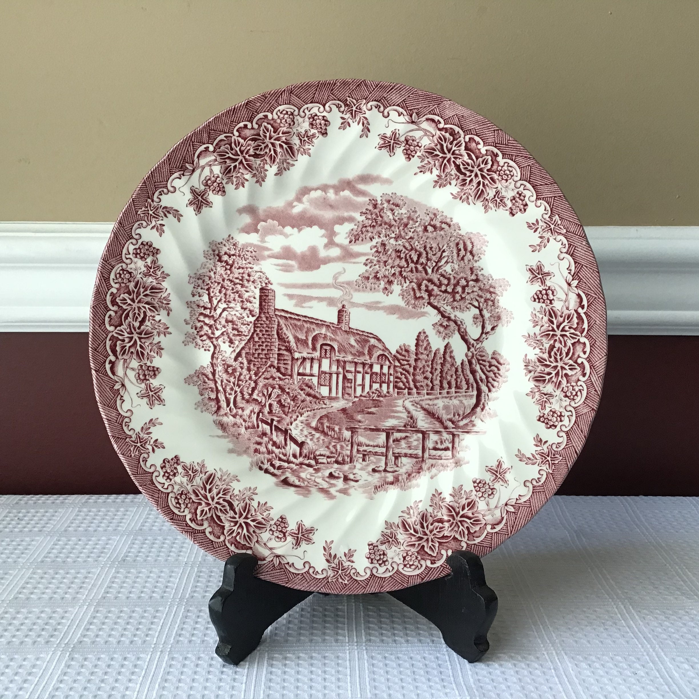 Vintage Churchill Porcelain Plate Made in England, 10 