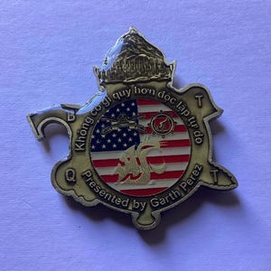 Vintage Rare Vietnam Era US Army Civil Affairs Bronze Enameled Medal
