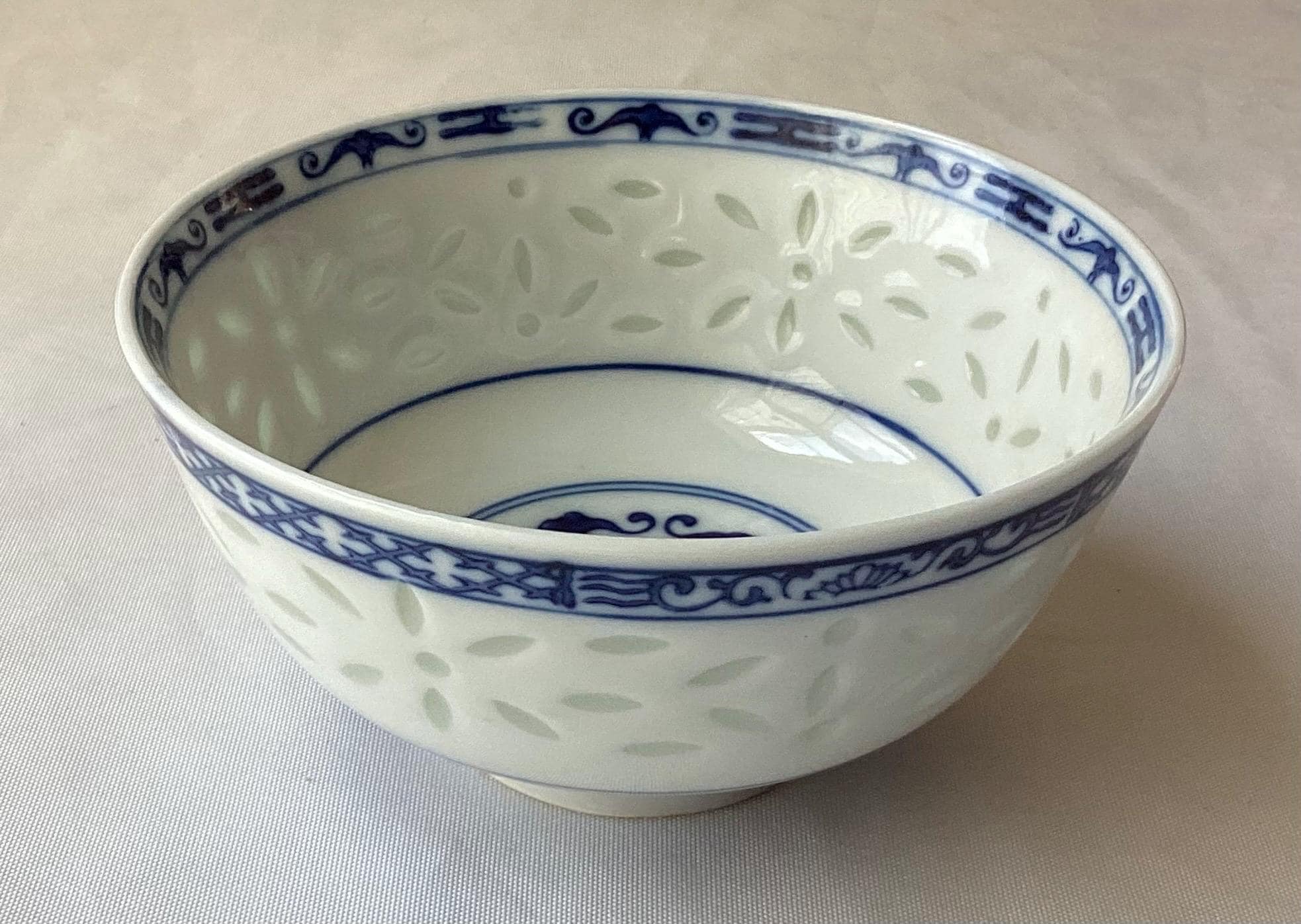 Vintage Chinese Blue & White Porcelain Rice Eye Rice Bowl