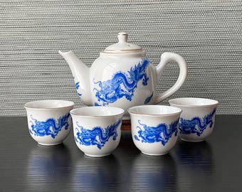 VTG Miniature Chinese Blue & White Porcelain Tea Set w/ Dragon Design, 6-piece