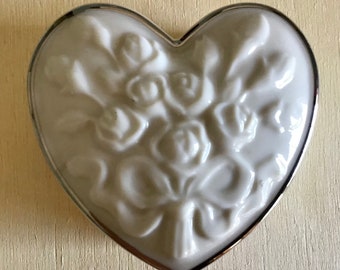 Vintage Lenox Porcelain Heart-shape Wedding Promises Collection Ring Trinket Box/ Bride Gift/ Valentine’s Day Gift