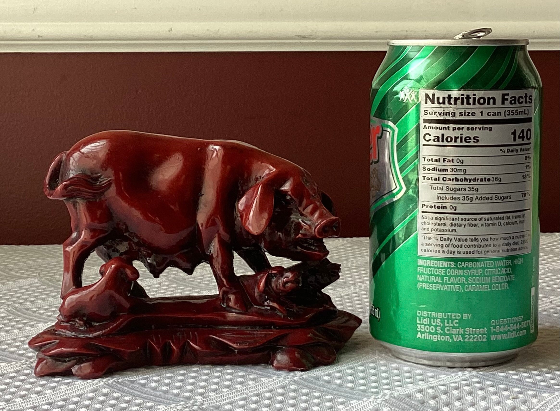 山本造船　CLASSIC PIG Vintage Chinese Heavy Resin Mama Pig With Piglets Figurine