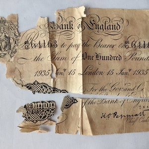 Vintage 1935 Bank Of England 100 Pound Bank Note