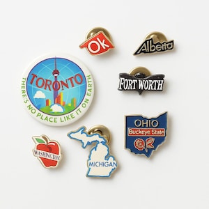 Lot Of 7 Vintage Travel Souvenir Pins, Canada & United States