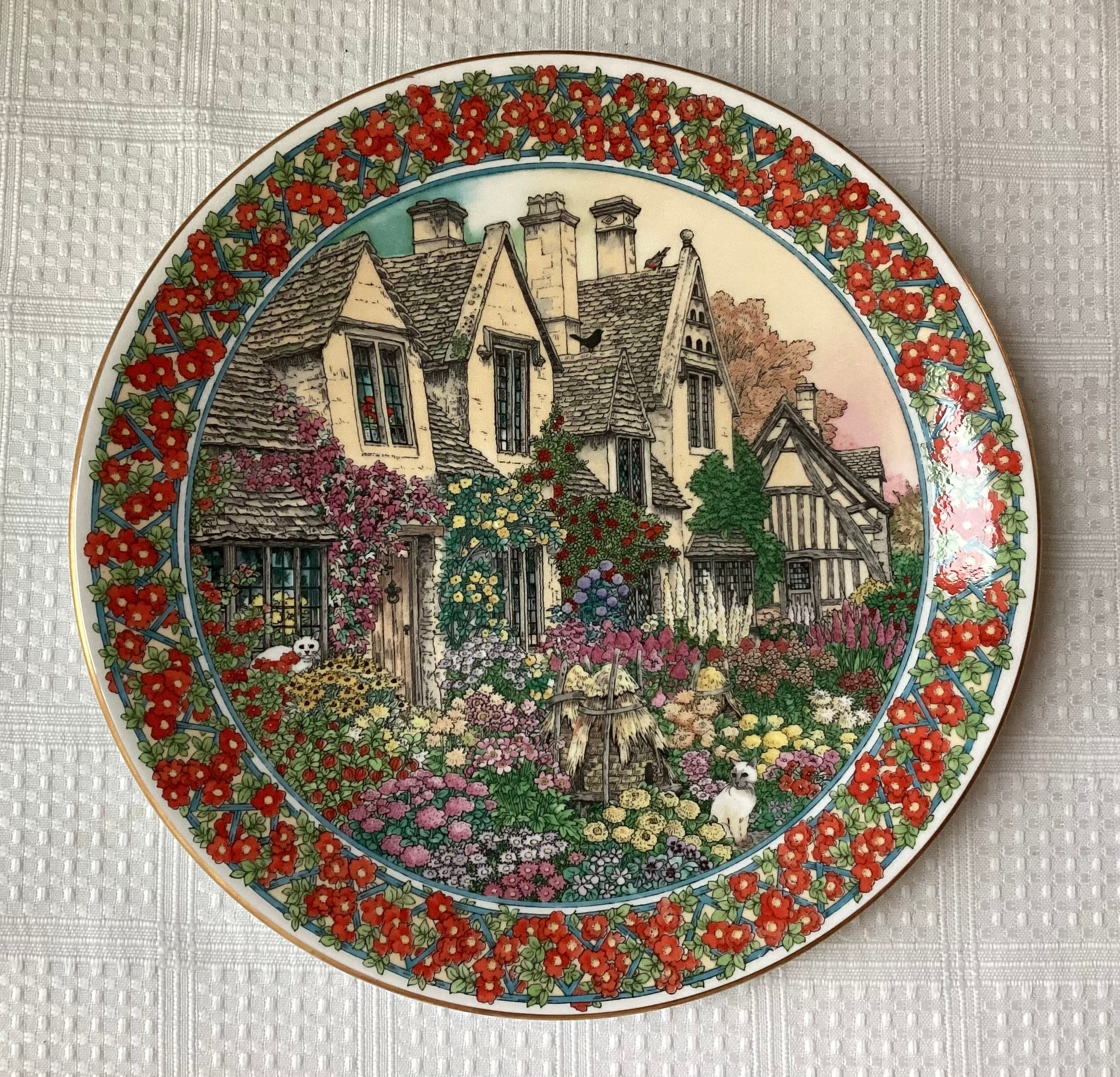 英国製 worcesterボタニカル❁﻿リースと金彩の美しいプレート大 英国製 royalworcesterボタニカル❁﻿リースと金彩の美しいプレート大