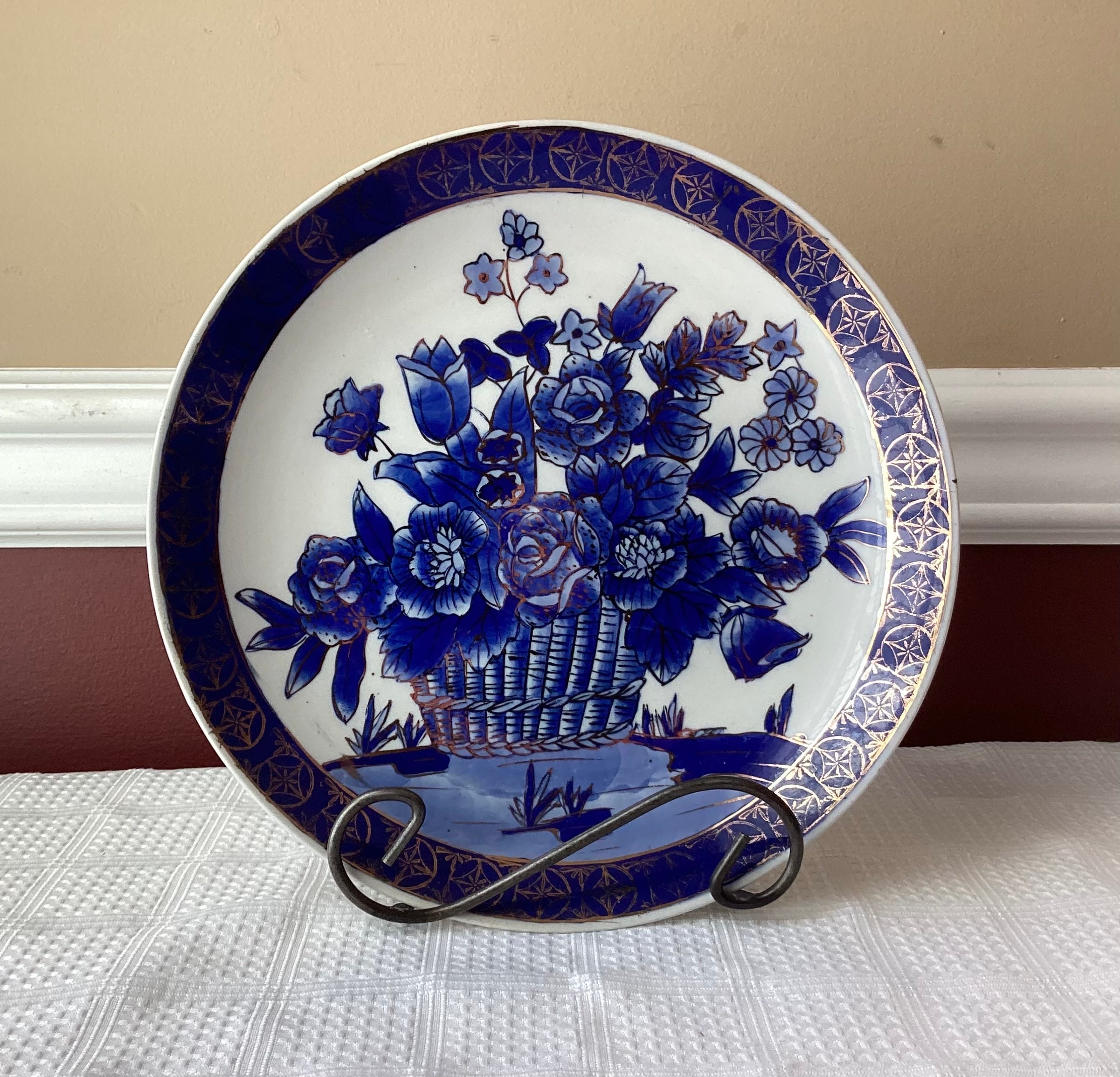 VTG Chinese Porcelain Blue & White Plate, Flower Basket-design, 10
