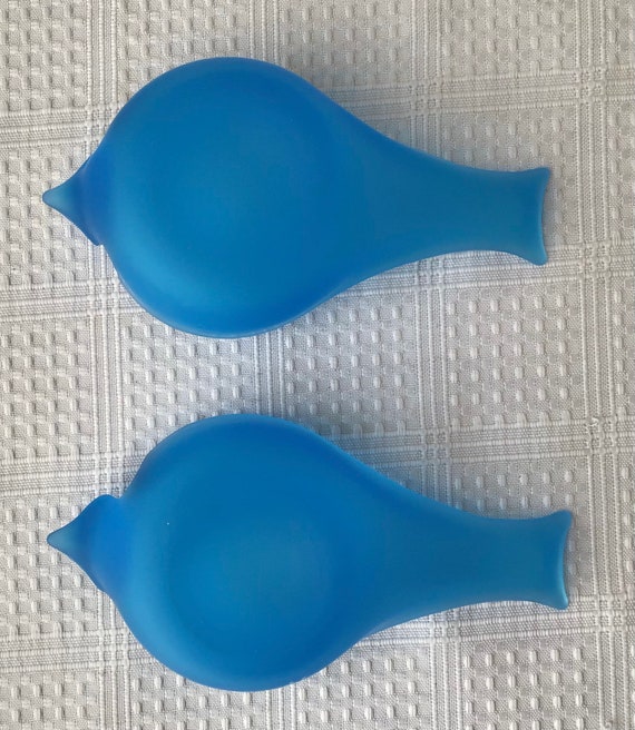 Pair Of Translucent Frosted Bird-Shape Trinket Di… - image 6