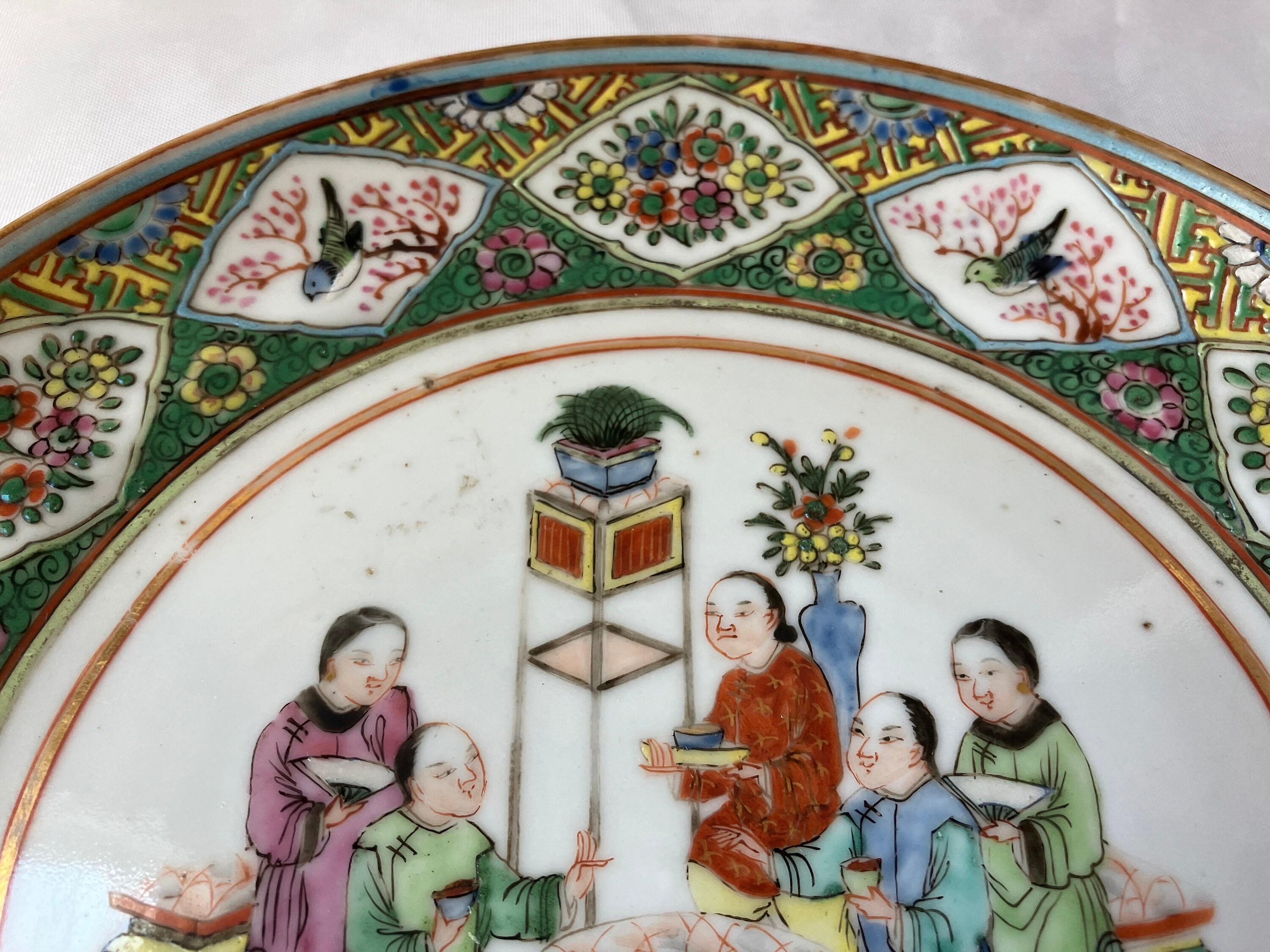 Plaque En Porcelaine Chinoise Antique Famille Verte - Peinte à La Main, Vers 1700 - Excellent état