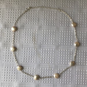 Vintage Sterling Silver Necklace Marked 925 with mother of pearl