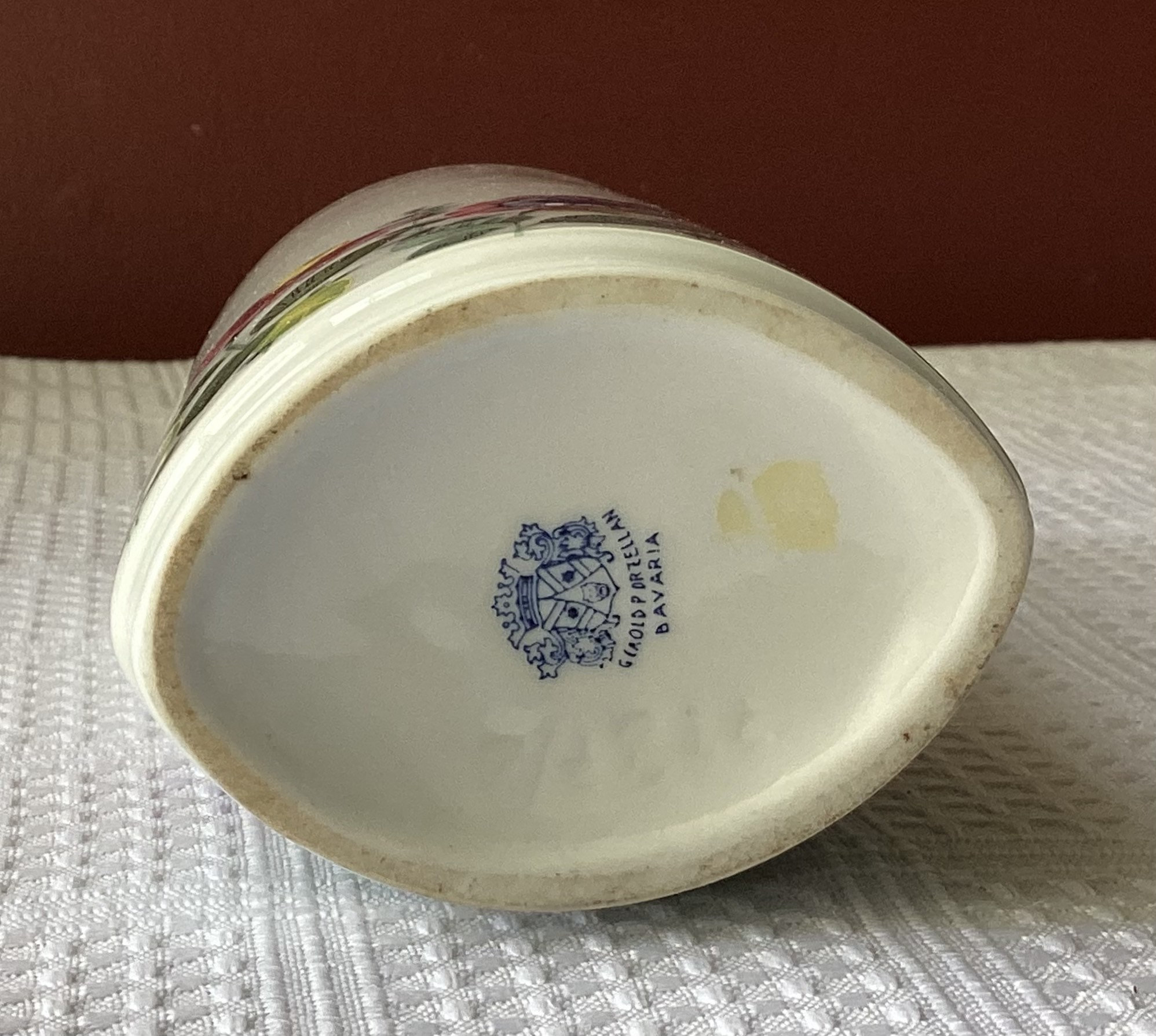 Vintage Gerold Porzellan Bavaria Porcelain Vase, 5 7/8” T, Germany