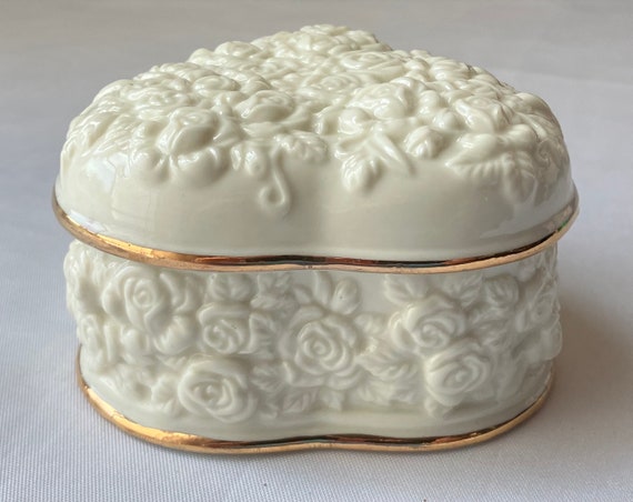 Vintage Lenox-style Porcelain Trinket Box, Heart-… - image 5