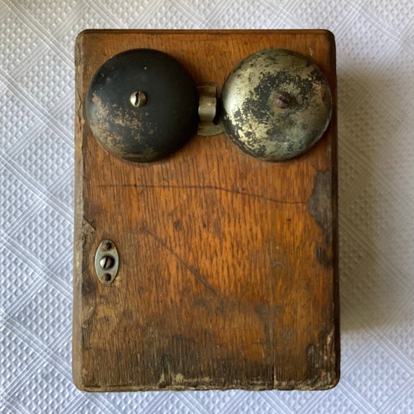 Western Electric Antique Wooden Crank Bell Wall Phone, 1907, Missing pieces
