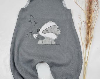 Strampler Romper Onesie Gr. 68 Applikation Stickerei Doodle