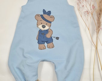 Strampler Romper Onesie Newborn Gr. 62 Applikation Stickerei