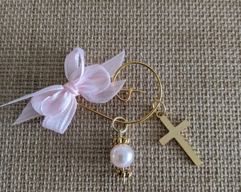 Martyrika-Witness Pins 50pcs For Girl Brooch Pink Cord Rotten Apple Color Ribbon Tulle Pearl White Cross