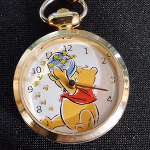 Vintage Disney 1990&#39;s Winnie The Pooh Verichron Pocket Watch