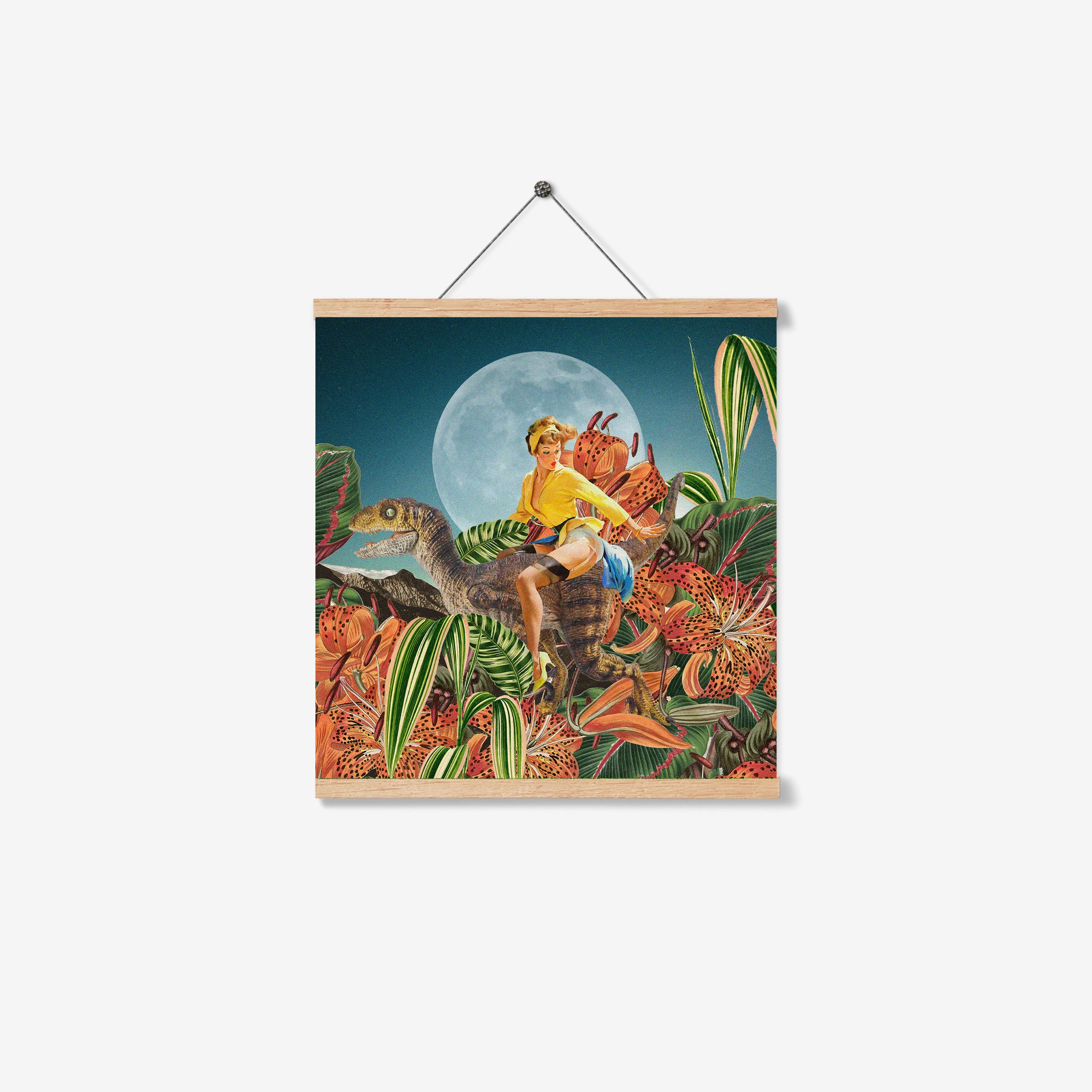 Velociraptor Pin-up Jurassic Park Inspired Dinosaur Park Vintage Retr…