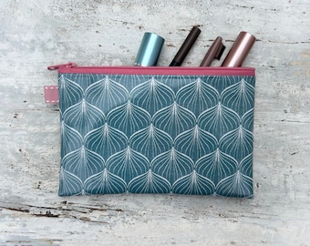Small cosmetic bag/cosmetic pouch/bag organizer/document case for passport/mobile phone case made of waxed canvas