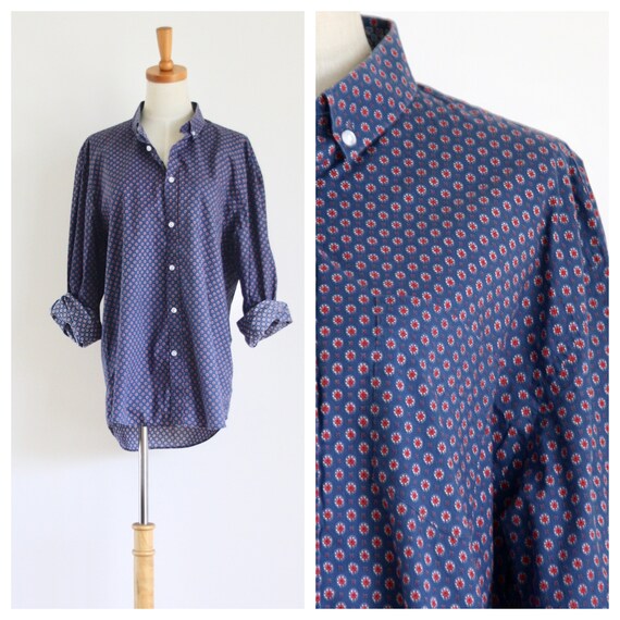 Mens 90s medallion shirt. Mens band shirt. Mens 90