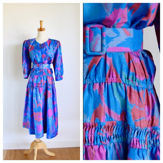 Vintage 80s silk dress. Puff sleeve silk dress. 80