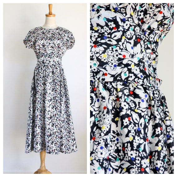 Vintage 90s does 30s floral dress. Black summer dr