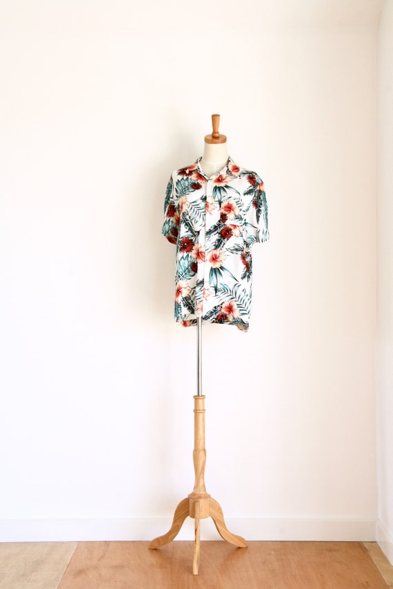 Mens 90s tropical shirt. Tiki party shirt. Mens su