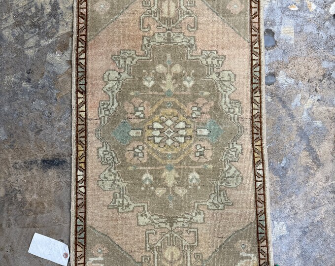 20x39  turkish doormat rug, oushak doormat rug, anotolia doormat rug, kitchen doormat rug, bedroom doormat rug, entry way doormat rug