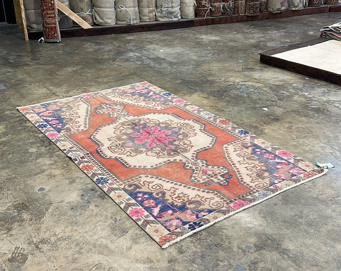 5x7 rug,kitchen rug, washale rug, muted area rug, natural rug, hanmade rugi anatolian rug, oriental rug, flower rug, nomadic rug, area rug,