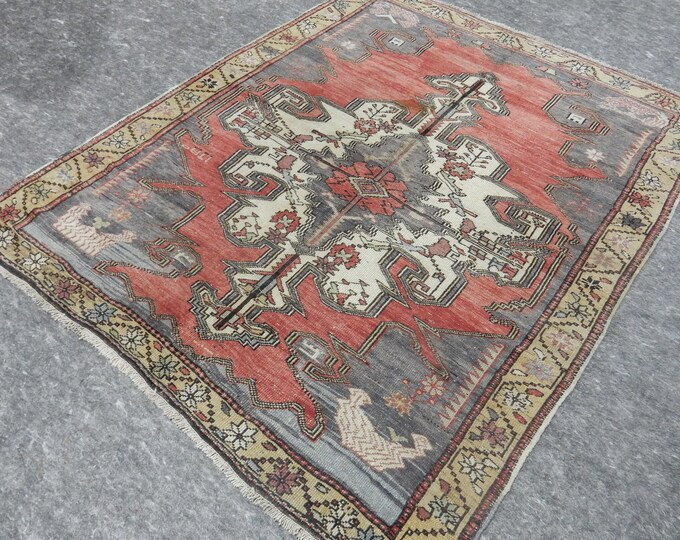 5x6, Small Rug, Anatolia Rug, Turkish Red rug, Gray Rug, Vintage handmade rug, Medallion Rug, 63" x 75"