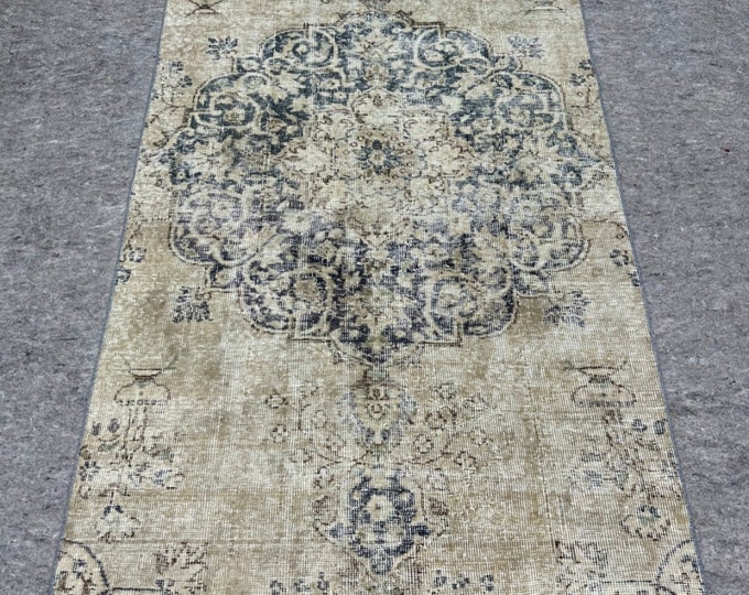 3x6 rug, 3x6 feet turkish rug, faded rug, middle east rug, flower rug, pattern area rug, oriental rug, vintage rug, natural rug, accent rug