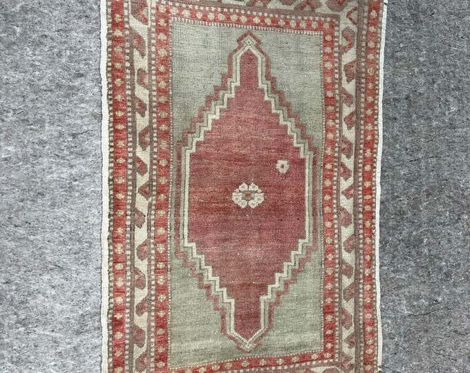 2.8x4.2 turkish doormat rug, anotolia doormat rug, bedroom doormat rug, oushak doormat rug, entry way doormat rug, handmade doormat rug