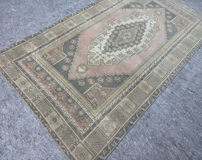 Soft Neutral Turkish Rug 5x7 - Brown, Beige & Pastel Pink, Cozy Vintage Look for Bedroom or Entryway