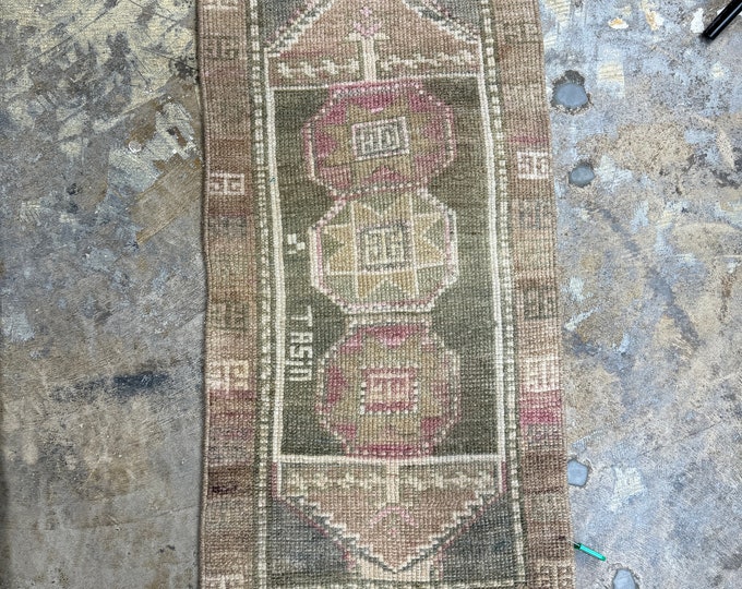 18x38  turkish doormat rug, oushak doormat rug, anotolia doormat rug, kitchen doormat rug, bedroom doormat rug, entry way doormat rug
