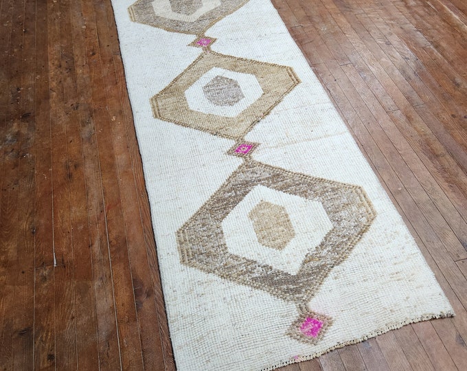 3x12 runner rug, turkish runner rug, anotolia runner rug, bedroom runner rug, kitchen runner rug, handmade runner rug, entry way runner rug