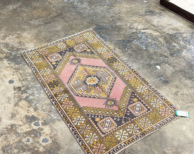 3x5 feet, handmade turkish rug, anatolian rug, pink color rug, small rug, turkish rug, saloon rug, halway rug, vintage rug, kitchen rug