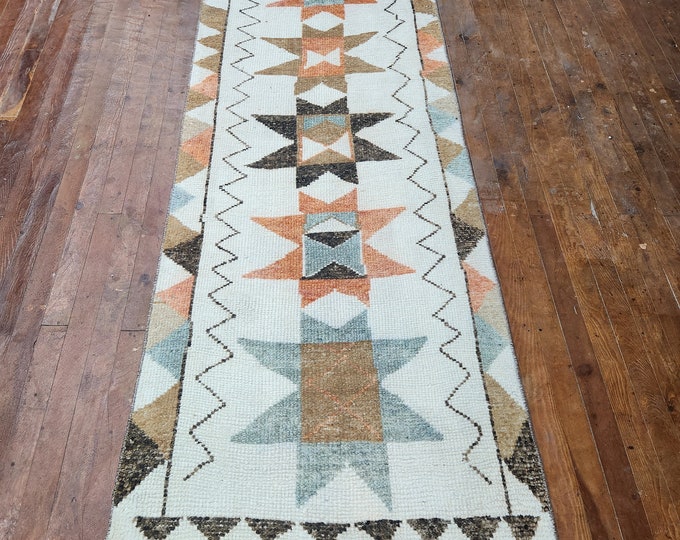 3x10 feet  turkish runner rug, oushak runne rug, anotolia runner rug, kitchen runner rug, entry way runner rug, handmade runne rug