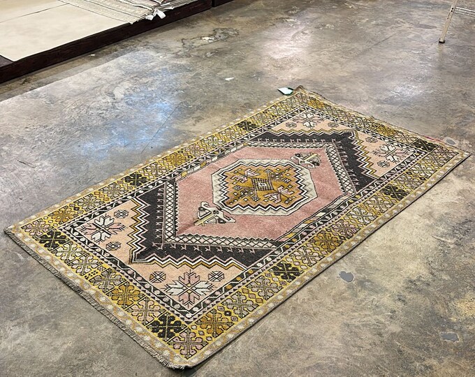 4x6 feet, hand woven unique turkish area rug, oushak rug, turkish rug, natural rug, neutral dyed rug, faded rug, boho decoor rug