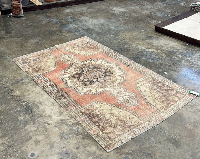 Vintage Turkish Rug 5x7 - Pastel Orange and Beige, Natural Wool Area Rug, Soft & Neutral Tones for Small Living Room, Entryway, Small Room