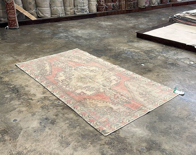 5x7  feet anatolian rug, handmade rug, oushak rug, turkish middle east rug, handmade oushak rug, faded rug, boho decoor rug, area rug