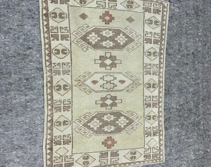 2.3x3.1turkish doormat rug, anotolia doormat rug, bedroom doormat rug, oushak doormat rug, entry way doormat rug, handmade doormat rug