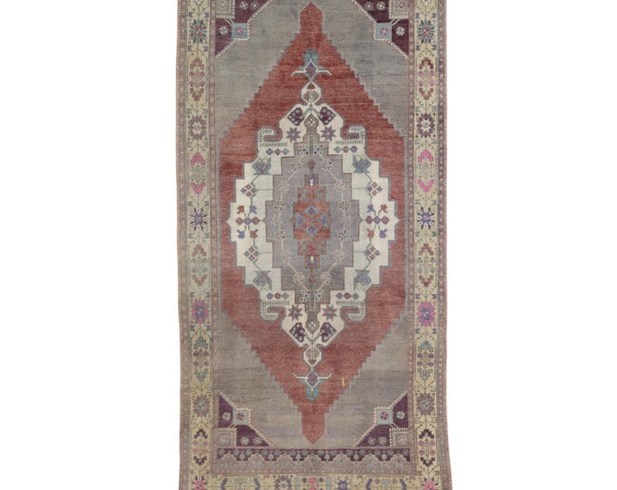 Turkish Vintage Rug 6x9 – Faded Pink & Gray Oushak – Soft Handmade Carpet for Entryway, Hallway, Kids Room