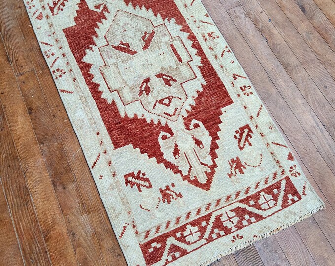 2x4 turkish doormat rug, oushak doormat rug, anotolia doormat rug, entry way doormat rug, handmade doormat rug, bedroom doormat rug