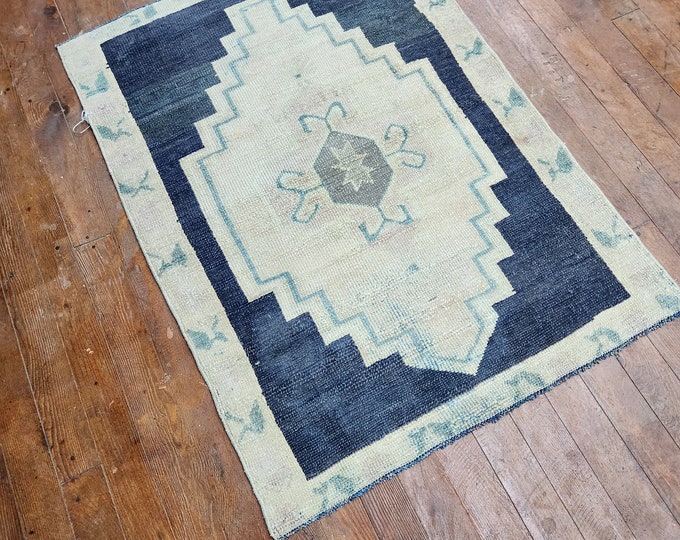 2x3 mini area rug, oushak area rug, anotolia area rug, kitchen area rug, entry way area rug, handmade area rug, kitchen area rug