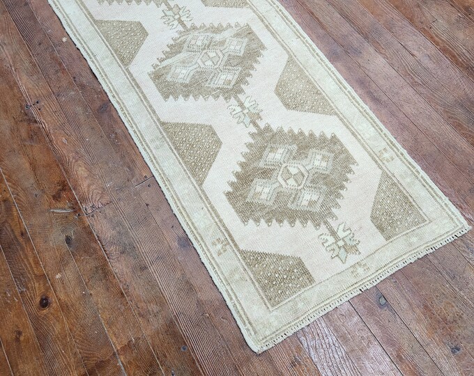 2x4 turkish doormat rug, oushak doormat rug, anotolia doormat rug, bedroom doormat rug, kitchen doormat rug, entry way doormat rug