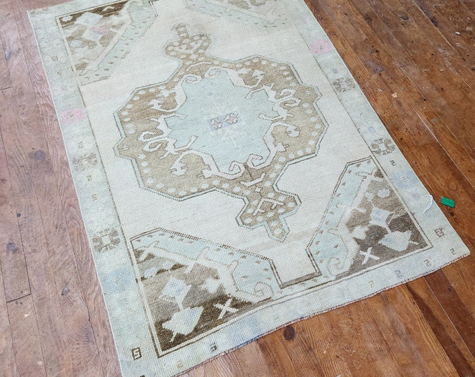 3x5 mini area rug, turkish area rug, oushak area rug, bedroom area rug, kitchen area rug, anotolia area rug, entry way area rug,